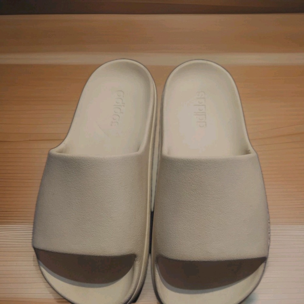 Adidas Adilette Lumia White Mens 8 Womens 9 Slip On Slides Sandals JP9578 Summer